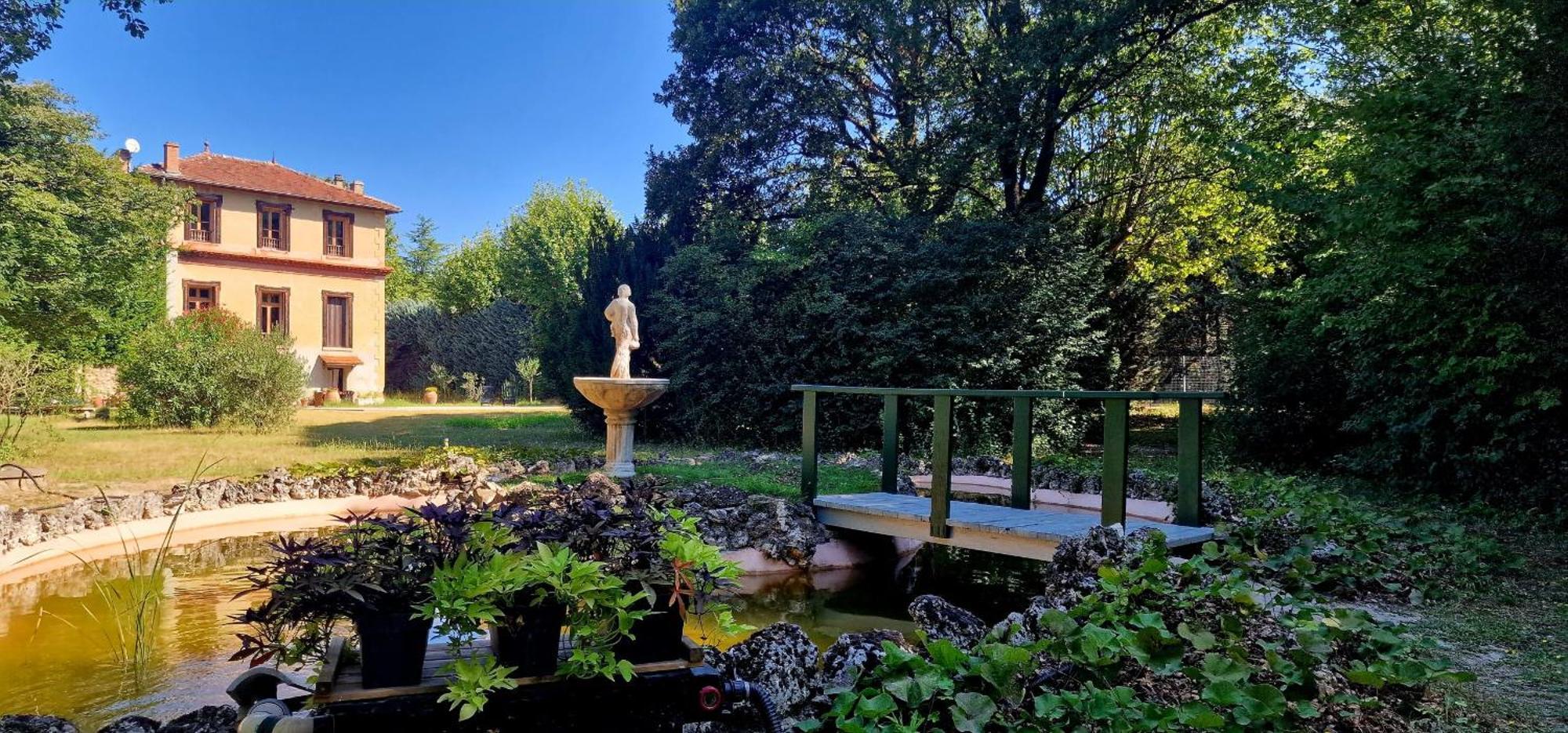 Le Manoir De La Belle Endormie Bed & Breakfast Valreas Exterior photo