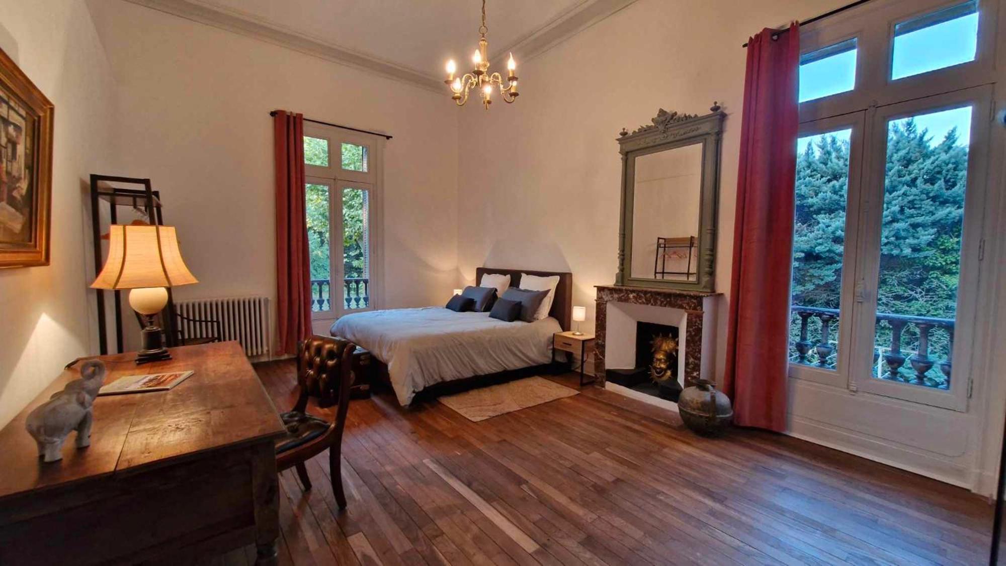 Le Manoir De La Belle Endormie Bed & Breakfast Valreas Exterior photo